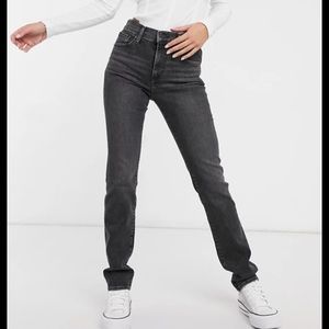 Levi’s High Rise Straight Jean Long